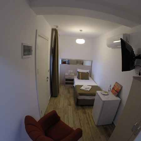 Yakamoz Otel Urla Bagian luar foto