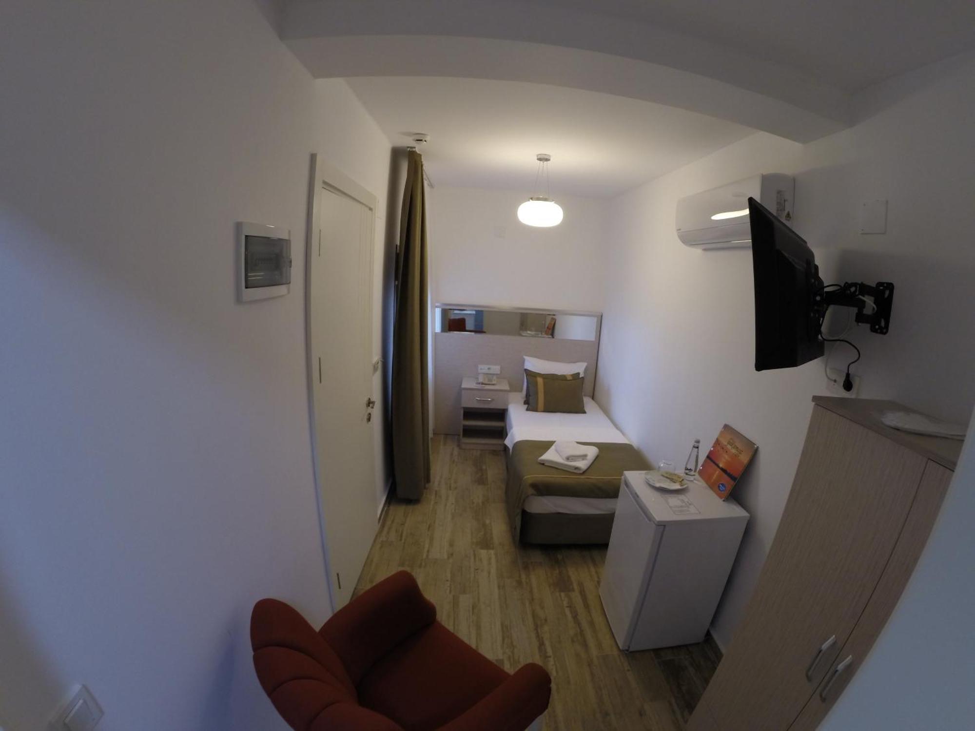 Yakamoz Otel Urla Bagian luar foto